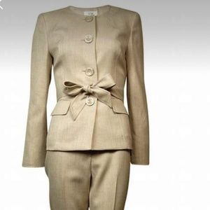 Le Suit women's tan suit